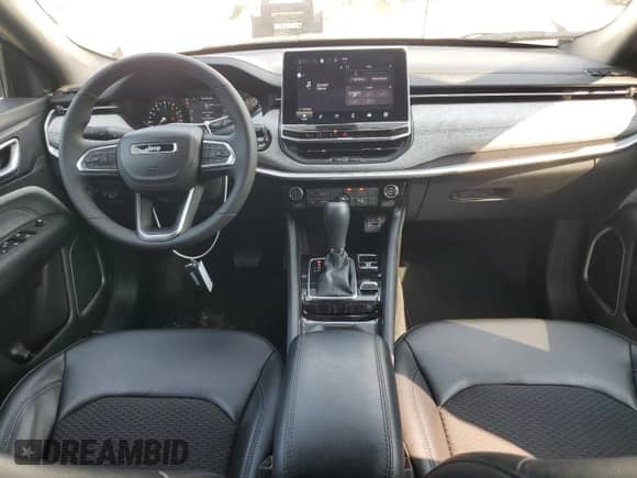 2023 Jeep Compass Latitude с VIN 3C4NJDBN3PT561907, выставлен на аукционе Copart как лот 67060064 с пробегом 33 838 миль миль и Чистый • Clean title. История ставок и продаж доступна на DreamBid. Изображение 8.