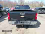 2011 Chevrolet Silverado 1500 LS z VIN 3GCPKREA4BG353984, wystawiony jako IAAI lot #42094148 z przebiegiem 218 766 mil mil oraz . Historia ofert i sprzedaży dostępna na DreamBid. Obrazek 16.