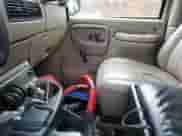 1999 Chevrolet City Express Cargo z VIN 1GCHG39R6X1028715, wystawiony jako Copart lot #46252885 z przebiegiem Nie podano mil oraz Szkoda całkowita • Salvage title. Historia ofert i sprzedaży dostępna na DreamBid. Obrazek 11.