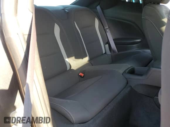 2017 Chevrolet Camaro 1LT с VIN 1G1FB1RX7H0143641, выставлен на аукционе Copart как лот 81725545 с пробегом 136 273 миль миль и Списание • Salvage title. История ставок и продаж доступна на DreamBid. Изображение 10.