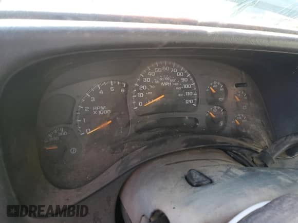 2004 Chevrolet Silverado 2500 LS z VIN 1GCGC23U94F263817, wystawiony jako Copart lot #88172035 z przebiegiem Nie podano mil oraz Szkoda całkowita • Salvage title. Historia ofert i sprzedaży dostępna na DreamBid. Obrazek 9.