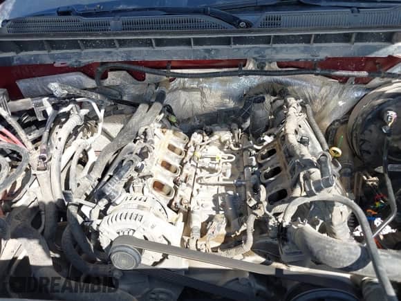 2018 Chevrolet Silverado 1500 LTZ z VIN 3GCUKSEC7JG292396, wystawiony jako IAAI lot #43262571 z przebiegiem Nie podano mil oraz . Historia ofert i sprzedaży dostępna na DreamBid. Obrazek 6.