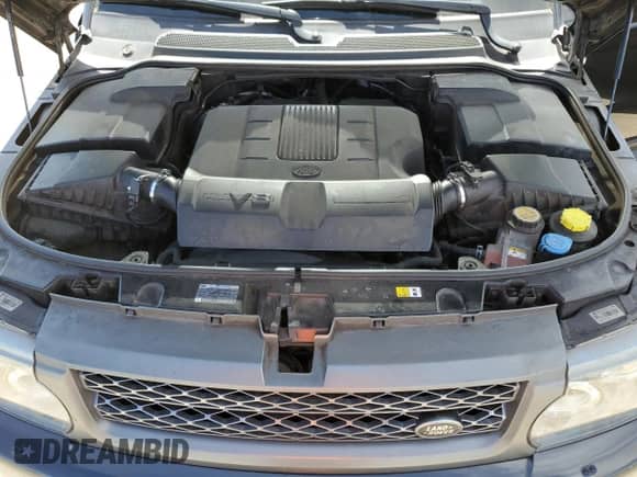 2011 Land Rover Range Rover Sport HSE Lux z VIN SALSK2D46BA710120, wystawiony jako Copart lot #66045045 z przebiegiem 230 372 mil mil oraz Szkoda całkowita • Salvage title. Historia ofert i sprzedaży dostępna na DreamBid. Obrazek 12.