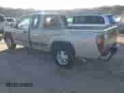 2004 Chevrolet Colorado Z71 z VIN 1GCCS196848144987, wystawiony jako IAAI lot #43534736 z przebiegiem 115 630 mil mil oraz . Historia ofert i sprzedaży dostępna na DreamBid. Obrazek 3.