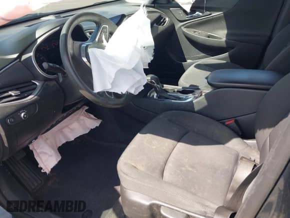 2021 Chevrolet Malibu LS с VIN 1G1ZB5ST8MF020112, выставлен на аукционе IAAI как лот 42433204 с пробегом 60 966 миль миль и . История ставок и продаж доступна на DreamBid. Изображение 5.