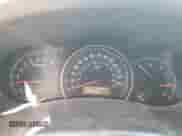 2007 Hyundai Entourage GLS с VIN KNDMC233876041882, выставлен на аукционе Copart как лот 51543355 с пробегом 217 748 миль миль и Списание • Salvage title. История ставок и продаж доступна на DreamBid. Изображение 9.