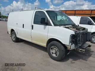 2018 Chevrolet Express Cargo с VIN 1GCWGAFPXJ1173441, выставлен на аукционе IAAI как лот 43381026 с пробегом 102 032 миль миль и . История ставок и продаж доступна на DreamBid. Изображение 1.