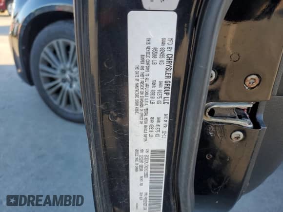 2012 Chrysler 300 S z VIN 2C3CCAJTXCH115969, wystawiony jako Copart lot #80680184 z przebiegiem 125 865 mil mil oraz Szkoda całkowita • Salvage title. Historia ofert i sprzedaży dostępna na DreamBid. Obrazek 14.