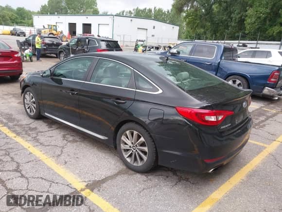2017 Hyundai Sonata Sport with VIN 5NPE34AFXHH510474, listed as a IAAI auction lot 42959458 with 160,125 mi miles and . Bid and sale history available at DreamBid. Image 3.
