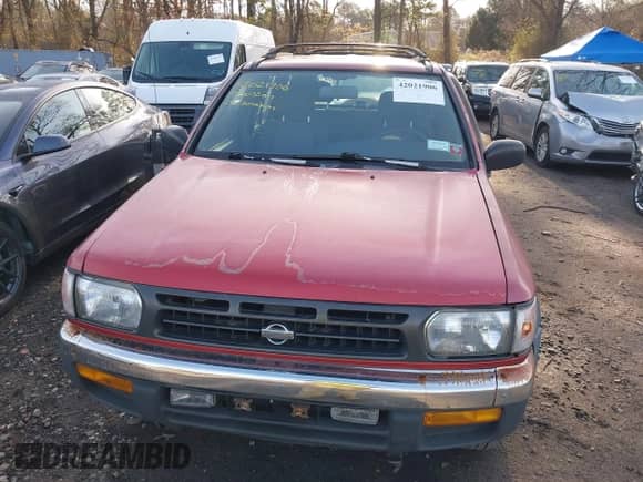 1997 Nissan Pathfinder XE z VIN JN8AR05Y2VW115250, wystawiony jako IAAI lot #42021906 z przebiegiem 168 395 mil mil oraz . Historia ofert i sprzedaży dostępna na DreamBid. Obrazek 6.