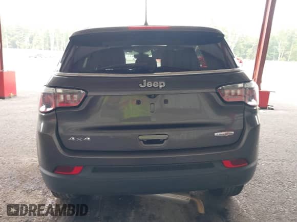 2019 Jeep Compass Latitude с VIN 3C4NJDBB2KT792361, выставлен на аукционе IAAI как лот 42898036 с пробегом Не указан миль и . История ставок и продаж доступна на DreamBid. Изображение 15.