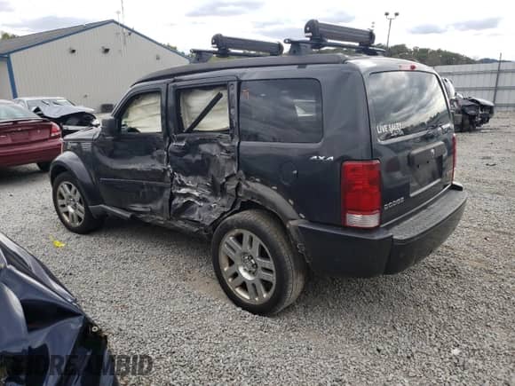 2010 Dodge Nitro SE с VIN 1D4PU2GK3AW146299, выставлен на аукционе Copart как лот 76261334 с пробегом 140 721 миль миль и Списание • Salvage title. История ставок и продаж доступна на DreamBid. Изображение 2.