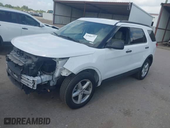 2018 Ford Explorer z VIN 1FM5K7B82JGB42687, wystawiony jako IAAI lot #42546177 z przebiegiem 43 055 mil mil oraz . Historia ofert i sprzedaży dostępna na DreamBid. Obrazek 18.