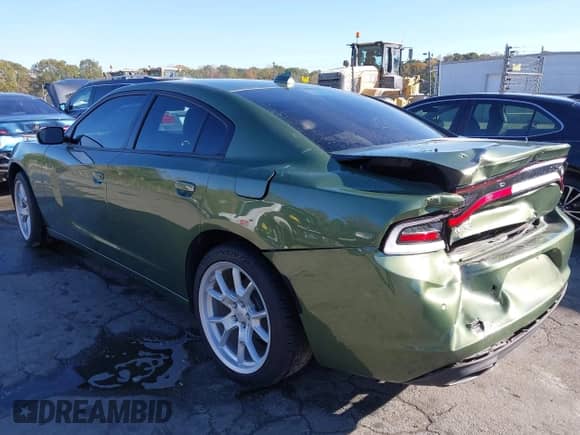 2023 Dodge Charger SXT z VIN 2C3CDXBG1PH673684, wystawiony jako IAAI lot #43439756 z przebiegiem 13 896 mil mil oraz . Historia ofert i sprzedaży dostępna na DreamBid. Obrazek 3.