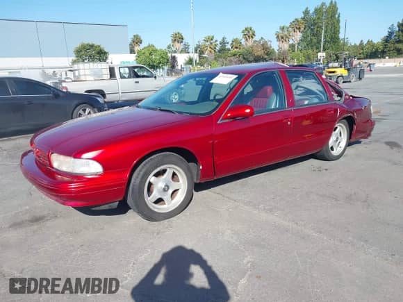 1996 Chevrolet Caprice 1SA Special Value z VIN 1G1BL52P1TR111673, wystawiony jako IAAI lot #42549195 z przebiegiem 107 637 mil mil oraz . Historia ofert i sprzedaży dostępna na DreamBid. Obrazek 2.