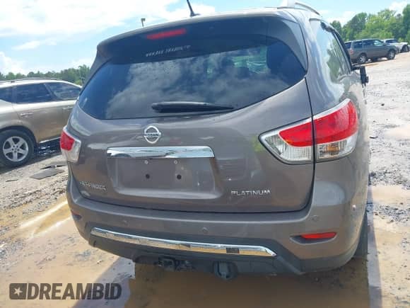 2014 Nissan Pathfinder SL with VIN 5N1AR2MN0EC639332, listed as a IAAI auction lot 42238169 with 153,704 mi miles and . Bid and sale history available at DreamBid. Image 16.