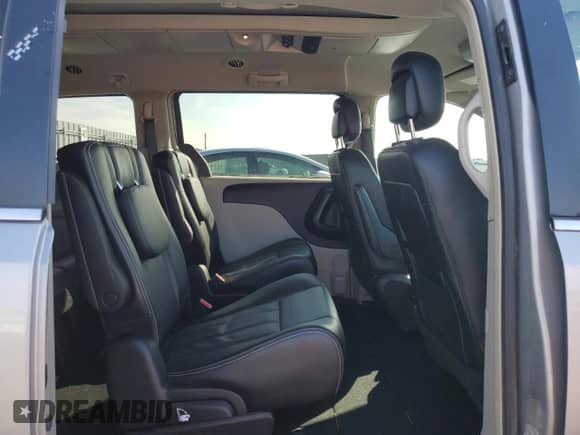 2017 Dodge Grand Caravan Crew Plus с VIN 2C4RDGDG0HR728074, выставлен на аукционе Copart как лот 82153855 с пробегом 171 336 миль миль и Чистый • Clean title. История ставок и продаж доступна на DreamBid. Изображение 11.