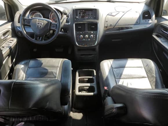 2017 Dodge Grand Caravan SE with VIN 2C4RDGBG6HR631206, listed as a Copart auction lot 80482835 with 43,586 mi miles and Salvage title. Bid and sale history available at DreamBid. Image 8.