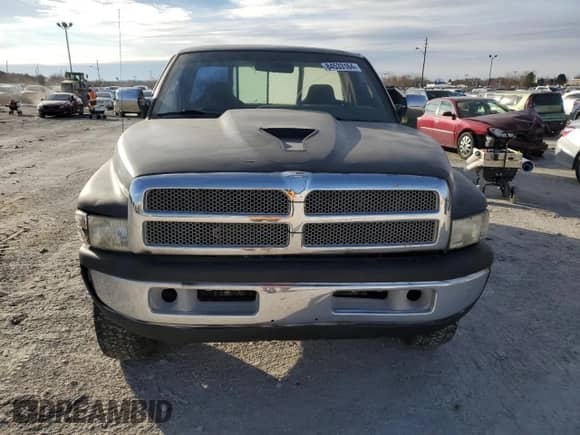 1996 Dodge 1500 z VIN 1B7HF16Z4TS541509, wystawiony jako Copart lot #84533164 z przebiegiem 178 601 mil mil oraz Szkoda całkowita • Salvage title. Historia ofert i sprzedaży dostępna na DreamBid. Obrazek 5.