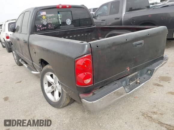 2007 Dodge 1500 SLT with VIN 1D7HA18P97S237825, listed as a IAAI auction lot 41825735 with Not provided miles and . Bid and sale history available at DreamBid. Image 3.