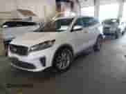 2020 Kia Sorento LX z VIN 5XYPG4A32LG638954, wystawiony jako IAAI lot #43005563 z przebiegiem 101 052 mil mil oraz . Historia ofert i sprzedaży dostępna na DreamBid. Obrazek 17.