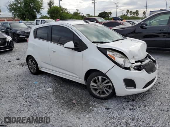 2016 Chevrolet Spark LT z VIN KL8CL6S01GC575715, wystawiony jako Copart lot #71469785 z przebiegiem 75 057 mil mil oraz Szkoda całkowita • Salvage title. Historia ofert i sprzedaży dostępna na DreamBid. Obrazek 4.