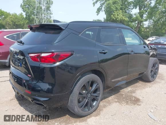 2021 Chevrolet Blazer RS с VIN 3GNKBKRS7MS568335, выставлен на аукционе IAAI как лот 42446021 с пробегом 75 895 миль миль и . История ставок и продаж доступна на DreamBid. Изображение 4.