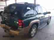 2002 Chevrolet TrailBlazer LS z VIN 1GNDT13S722315601, wystawiony jako IAAI lot #42715890 z przebiegiem 175 016 mil mil oraz . Historia ofert i sprzedaży dostępna na DreamBid. Obrazek 4.