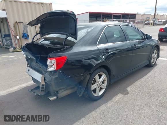 2012 Toyota Camry L with VIN 4T1BF1FK5CU095475, listed as a IAAI auction lot 43131463 with 120,276 mi miles and . Bid and sale history available at DreamBid. Image 4.