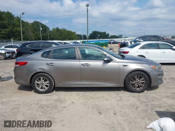 2018 Kia Optima LX с VIN 5XXGT4L35JG232662, выставлен на аукционе IAAI как лот 43148510 с пробегом 156 370 миль миль и . История ставок и продаж доступна на DreamBid. Изображение 13.