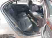 2010 BMW 5 Series 535i xDrive z VIN WBANV9C55AC390576, wystawiony jako IAAI lot #42467264 z przebiegiem 151 248 mil mil oraz . Historia ofert i sprzedaży dostępna na DreamBid. Obrazek 8.