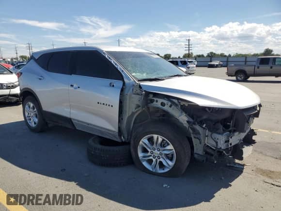 2021 Chevrolet Blazer LT z VIN 3GNKBBRA7MS567063, wystawiony jako Copart lot #66689855 z przebiegiem 48 167 mil mil oraz Szkoda całkowita • Salvage title. Historia ofert i sprzedaży dostępna na DreamBid. Obrazek 4.