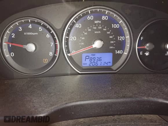 2011 Hyundai Santa Fe Limited with VIN 5XYZKDAG7BG073593, listed as a IAAI auction lot 42849762 with 206,114 mi miles and . Bid and sale history available at DreamBid. Image 7.