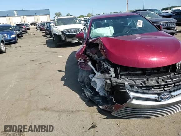 2017 Toyota Camry Hybrid LE z VIN 4T1BD1FK8HU214830, wystawiony jako Copart lot #71935645 z przebiegiem 102 857 mil mil oraz Czysty tytuł • Clean title. Historia ofert i sprzedaży dostępna na DreamBid. Obrazek 13.