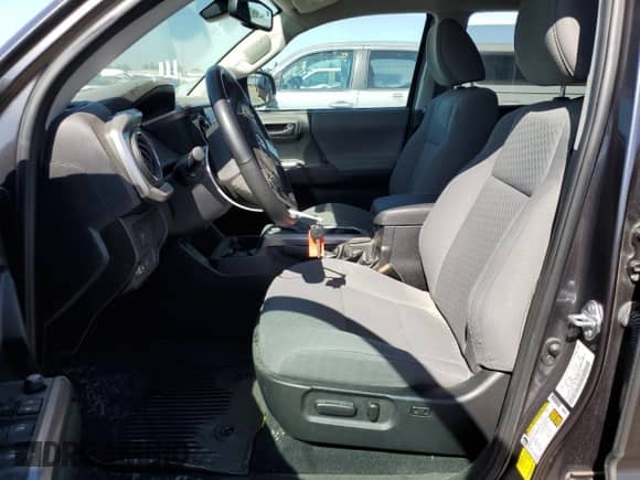 2021 Toyota Tacoma SR5 с VIN 3TMBZ5DN5MM029840, выставлен на аукционе Copart как лот 56366645 с пробегом 21 873 миль миль и Списание • Salvage title. История ставок и продаж доступна на DreamBid. Изображение 7.