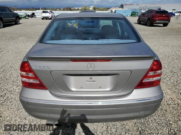 2007 Mercedes-Benz C 230 Sport with VIN WDBRF52H07A937908, listed as a Copart auction lot 81851205 with 97,605 mi miles and Salvage title. Bid and sale history available at DreamBid. Image 6.