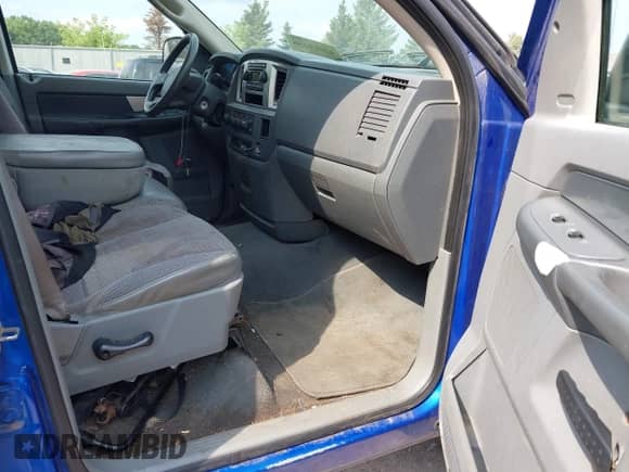 2008 Dodge 1500 SLT with VIN 1D7HU18288J202227, listed as a IAAI auction lot 42919256 with 331,848 mi miles and . Bid and sale history available at DreamBid. Image 5.