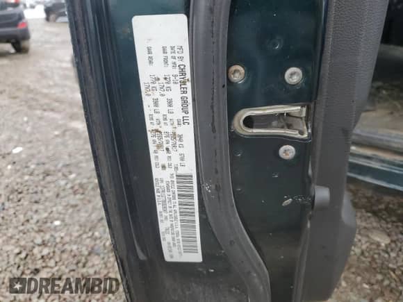 2011 Ram 1500 SLT with VIN 1D7RV1GT7BS528307, listed as a Copart auction lot 82351015 with 129,358 mi miles and Clean title. Bid and sale history available at DreamBid. Image 12.