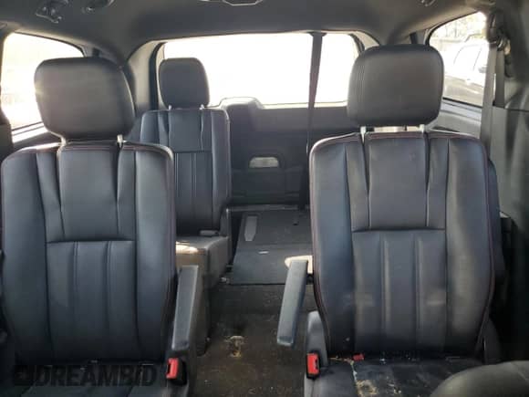2015 Dodge Grand Caravan R/T with VIN 2C4RDGEG4FR603736, listed as a Copart auction lot 81186615 with 205,317 mi miles and Clean title. Bid and sale history available at DreamBid. Image 10.