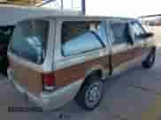 1991 Dodge Caravan z VIN 1B4GD54R1MX553940, wystawiony jako Copart lot #59332594 z przebiegiem 110 858 mil mil oraz Szkoda całkowita • Salvage title. Historia ofert i sprzedaży dostępna na DreamBid. Obrazek 3.