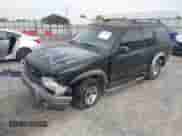 2000 Ford Explorer Sport с VIN 1FMYU60E0YUA32680, выставлен на аукционе IAAI как лот 43313986 с пробегом 286 978 миль миль и . История ставок и продаж доступна на DreamBid. Изображение 2.