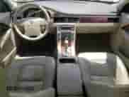 2009 Volvo XC70 3.2L с VIN YV4BZ982691062726, выставлен на аукционе Copart как лот 61659735 с пробегом 214 328 миль миль и Списание • Salvage title. История ставок и продаж доступна на DreamBid. Изображение 8.