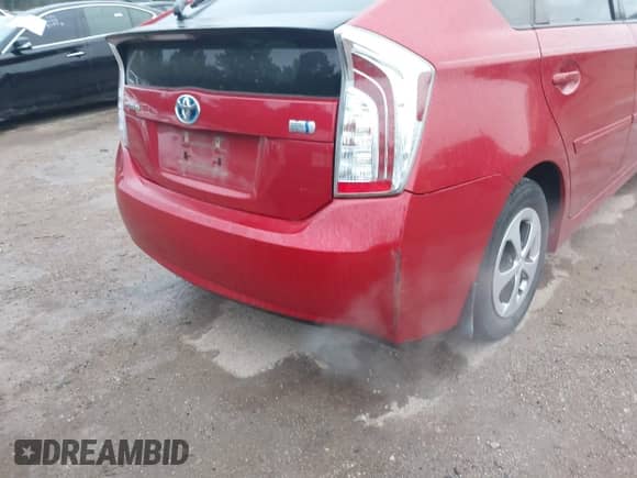 2014 Toyota Prius Four with VIN JTDKN3DU3E1770235, listed as a IAAI auction lot 43471022 with 189,025 mi miles and . Bid and sale history available at DreamBid. Image 6.