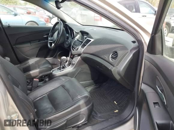 2012 Chevrolet Cruze 2LT с VIN 1G1PG5SC8C7236088, выставлен на аукционе IAAI как лот 43520388 с пробегом 136 913 миль миль и . История ставок и продаж доступна на DreamBid. Изображение 5.