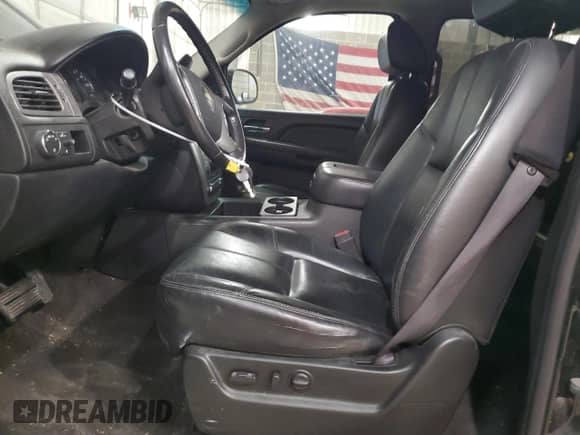 2009 Chevrolet Avalanche 1LT with VIN 3GNEC22J99G179847, listed as a Copart auction lot 52622615 with 153,437 mi miles and Salvage title. Bid and sale history available at DreamBid. Image 7.