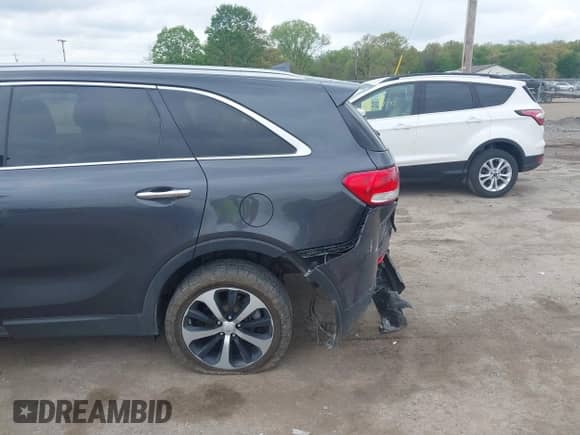 2016 Kia Sorento EX z VIN 5XYPHDA18GG142669, wystawiony jako IAAI lot #42257533 z przebiegiem 102 064 mil mil oraz . Historia ofert i sprzedaży dostępna na DreamBid. Obrazek 6.