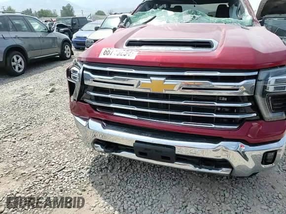 2024 Chevrolet Silverado 3500HD LTZ z VIN 1GC4YUEYXRF368678, wystawiony jako Copart lot #66715254 z przebiegiem Nie podano mil oraz Szkoda całkowita • Salvage title. Historia ofert i sprzedaży dostępna na DreamBid. Obrazek 10.