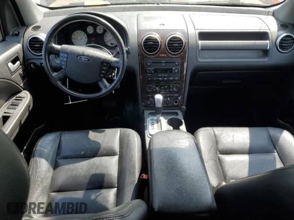 2007 Ford Freestyle Limited with VIN 1FMDK03197GA10362, listed as a Copart auction lot 56765865 with 162,602 mi miles and Non repairable. Bid and sale history available at DreamBid. Image 8.