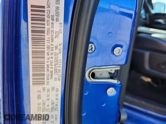 2018 Ram 1500 Laramie z VIN 1C6RR7VM8JS231727, wystawiony jako Copart lot #84783545 z przebiegiem 149 143 mil mil oraz Szkoda całkowita • Salvage title. Historia ofert i sprzedaży dostępna na DreamBid. Obrazek 13.