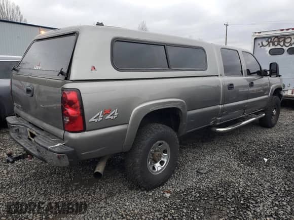 2007 Chevrolet Silverado 3500 SRW Wrk Trk с VIN 1GCHK33D07F135340, выставлен на аукционе Copart как лот 43957425 с пробегом 333 440 миль миль и Списание • Salvage title. История ставок и продаж доступна на DreamBid. Изображение 3.